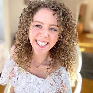 Meet your Posher, Lacey